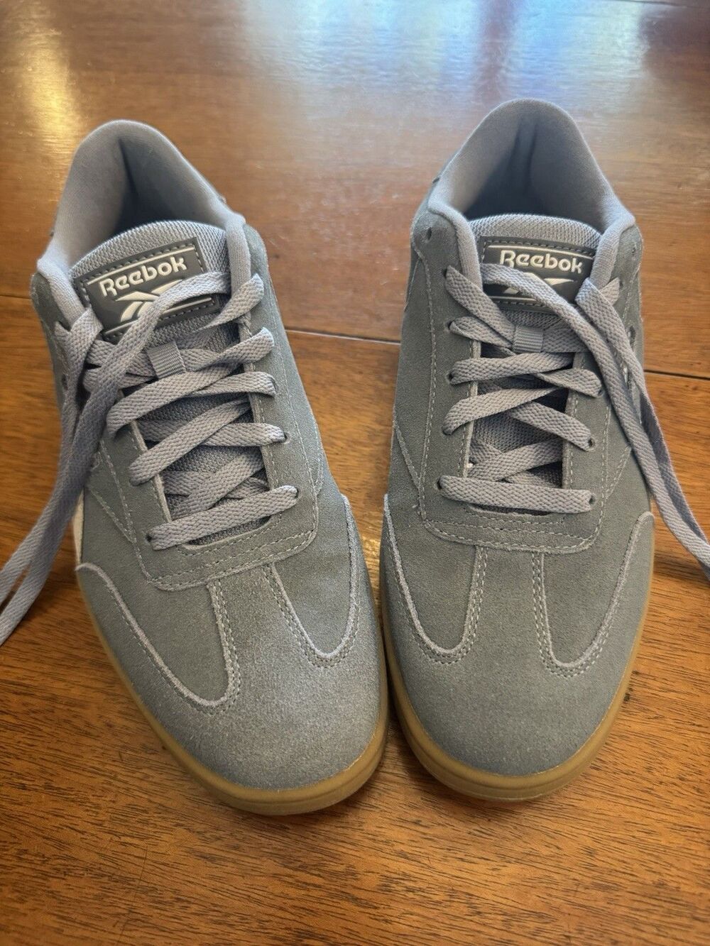 Reebok Women’s Size 10 Blue Suede Low Top Sneakers Ortholite Comfort Footbed Gum